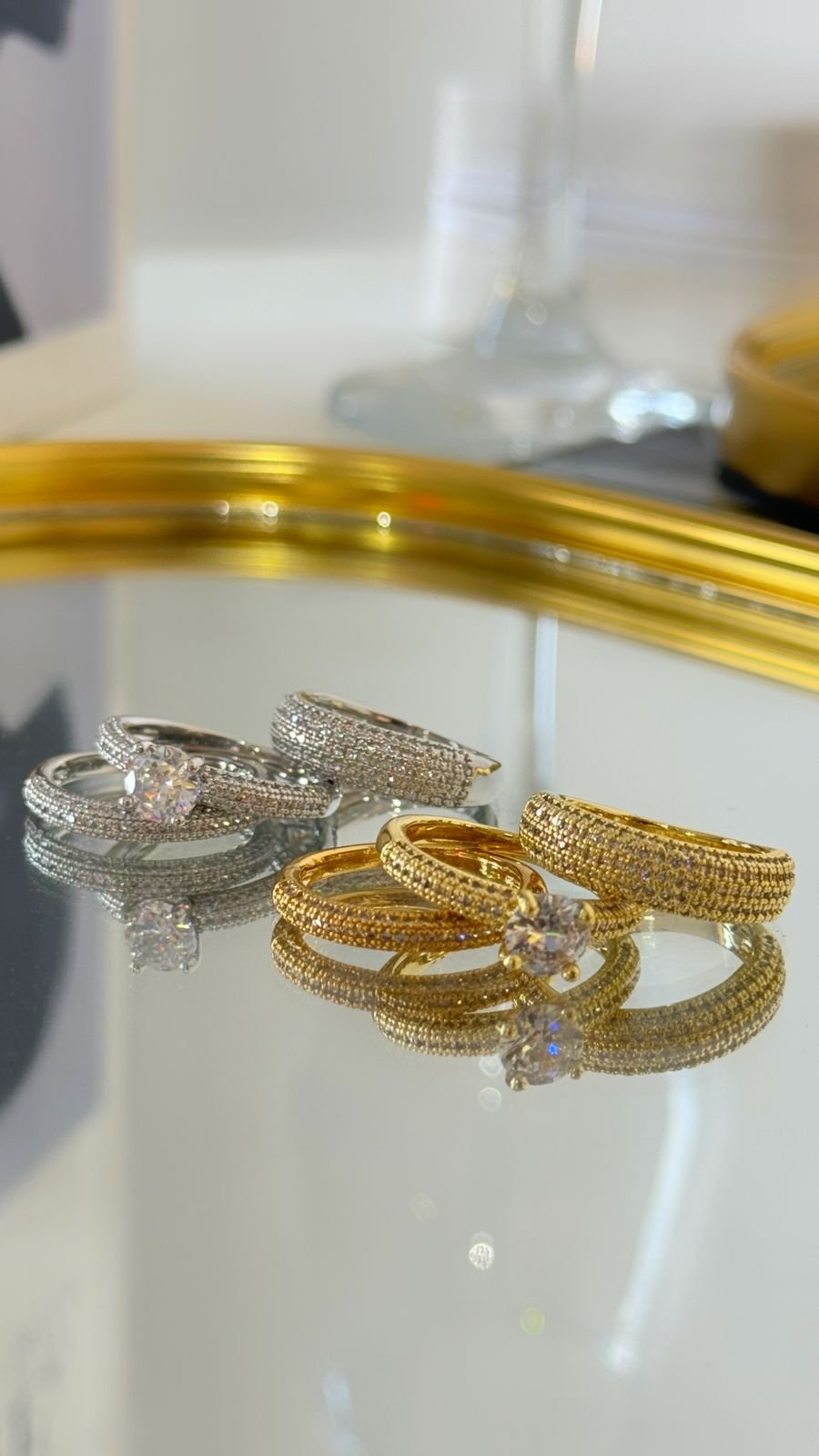 An03 Trio de Anéis cravejados com zircônias Semi jóia