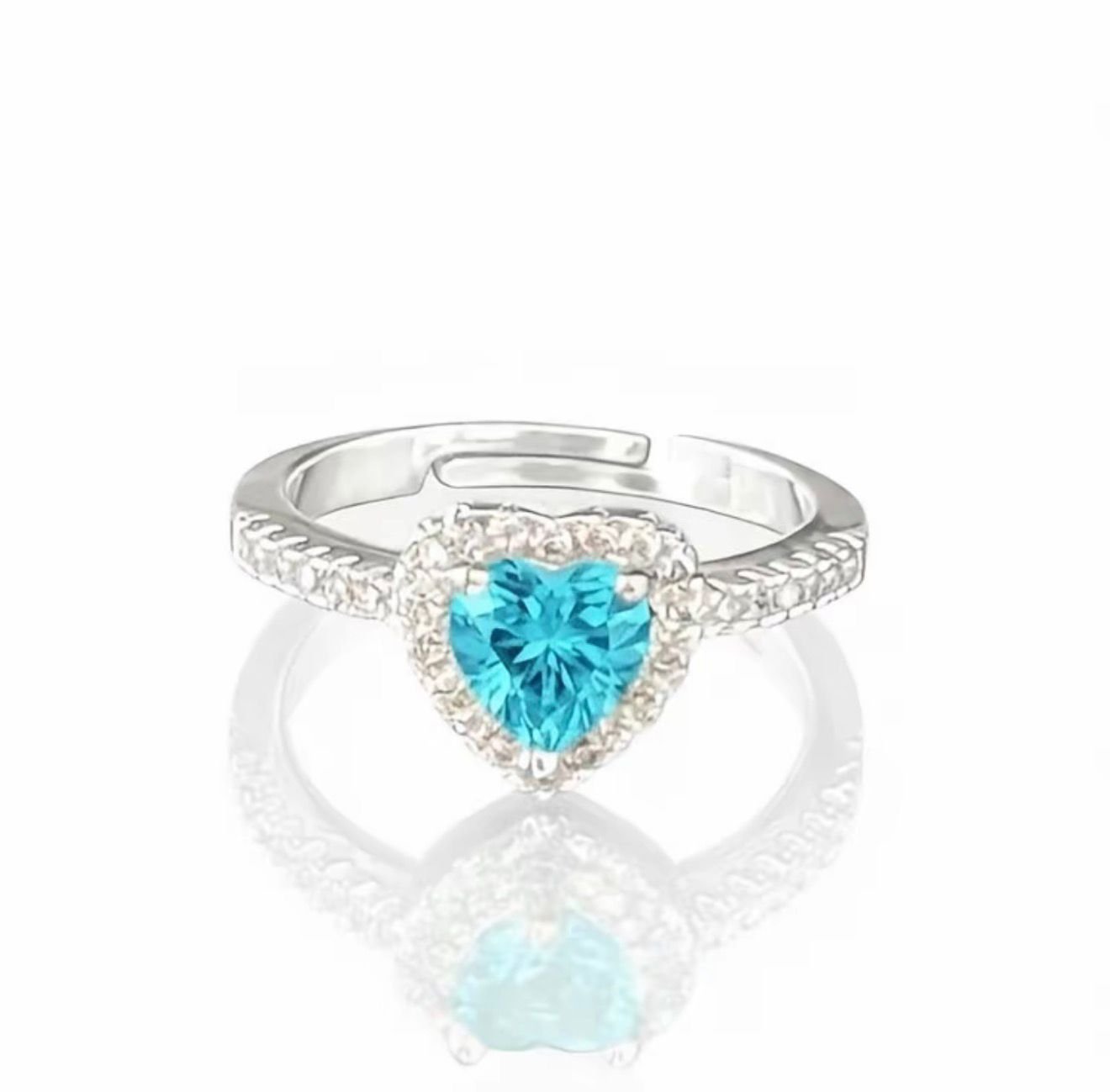 Anel Coração Ajustável Azul com Zircônias Cravejadas Folheado