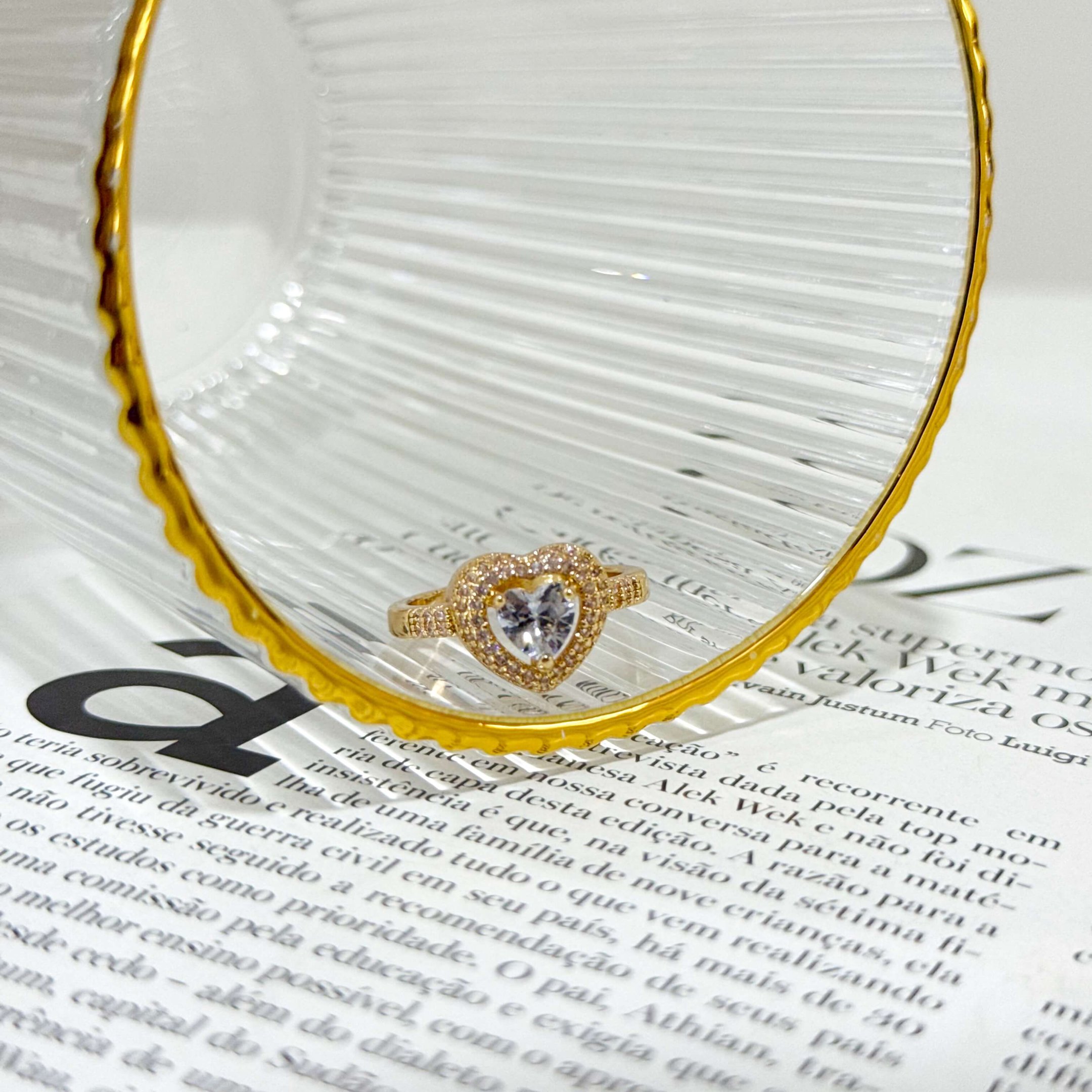 Anel Coração com Zircônia Cravejadas Folheado