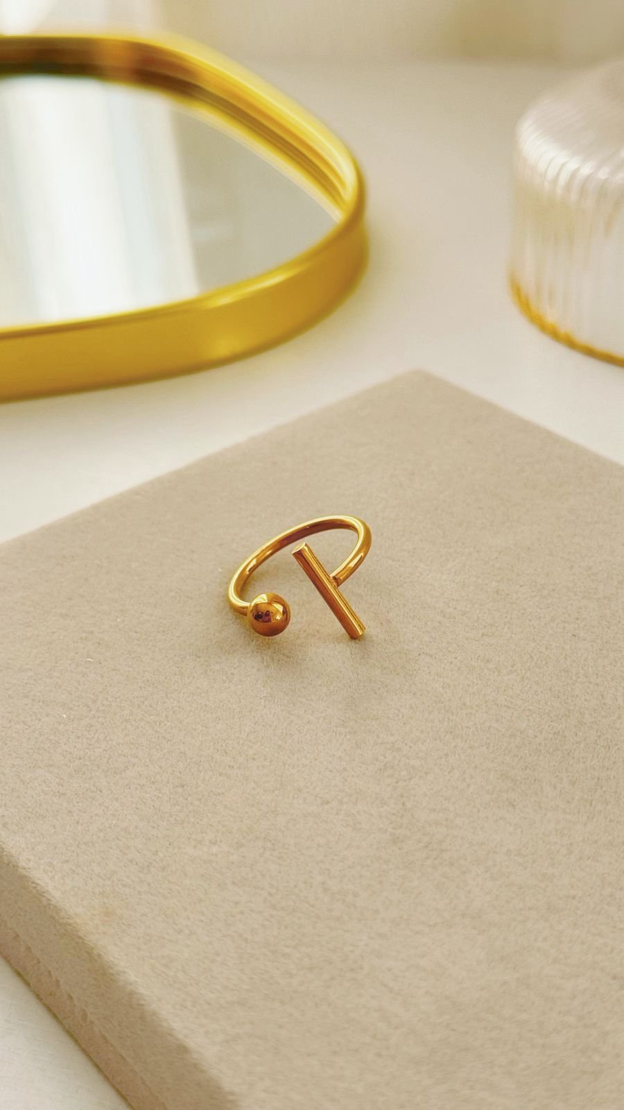 Anel Minimal Gold Resistente á Agua