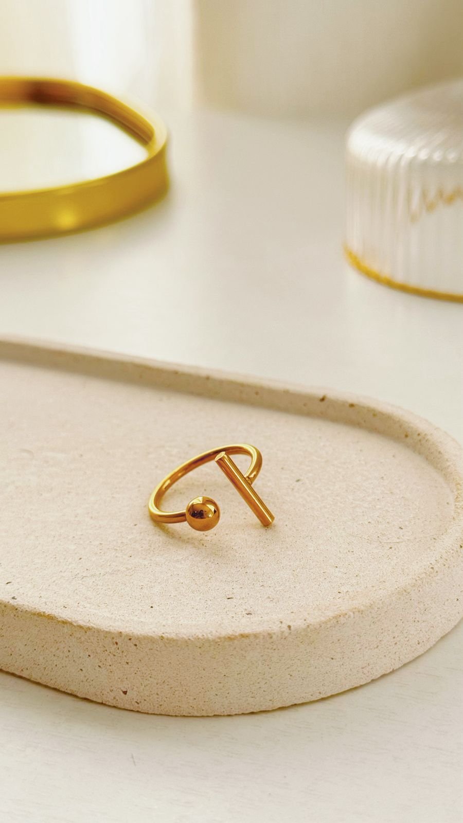 Anel Minimal Gold Resistente á Agua