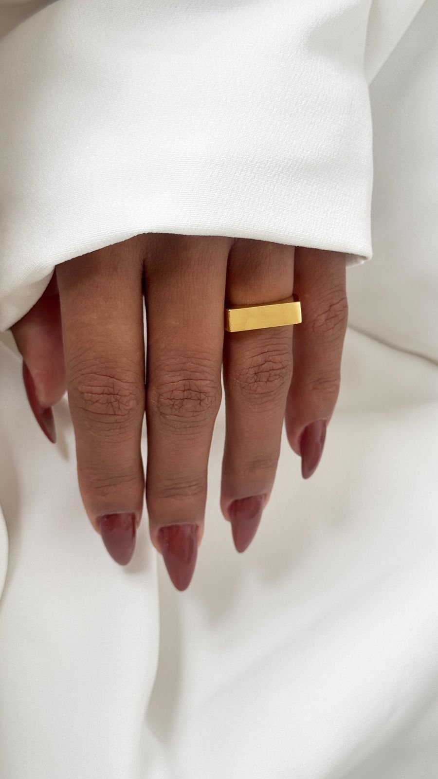 Anel Quadrado em Semi Joia Banhado á OURO