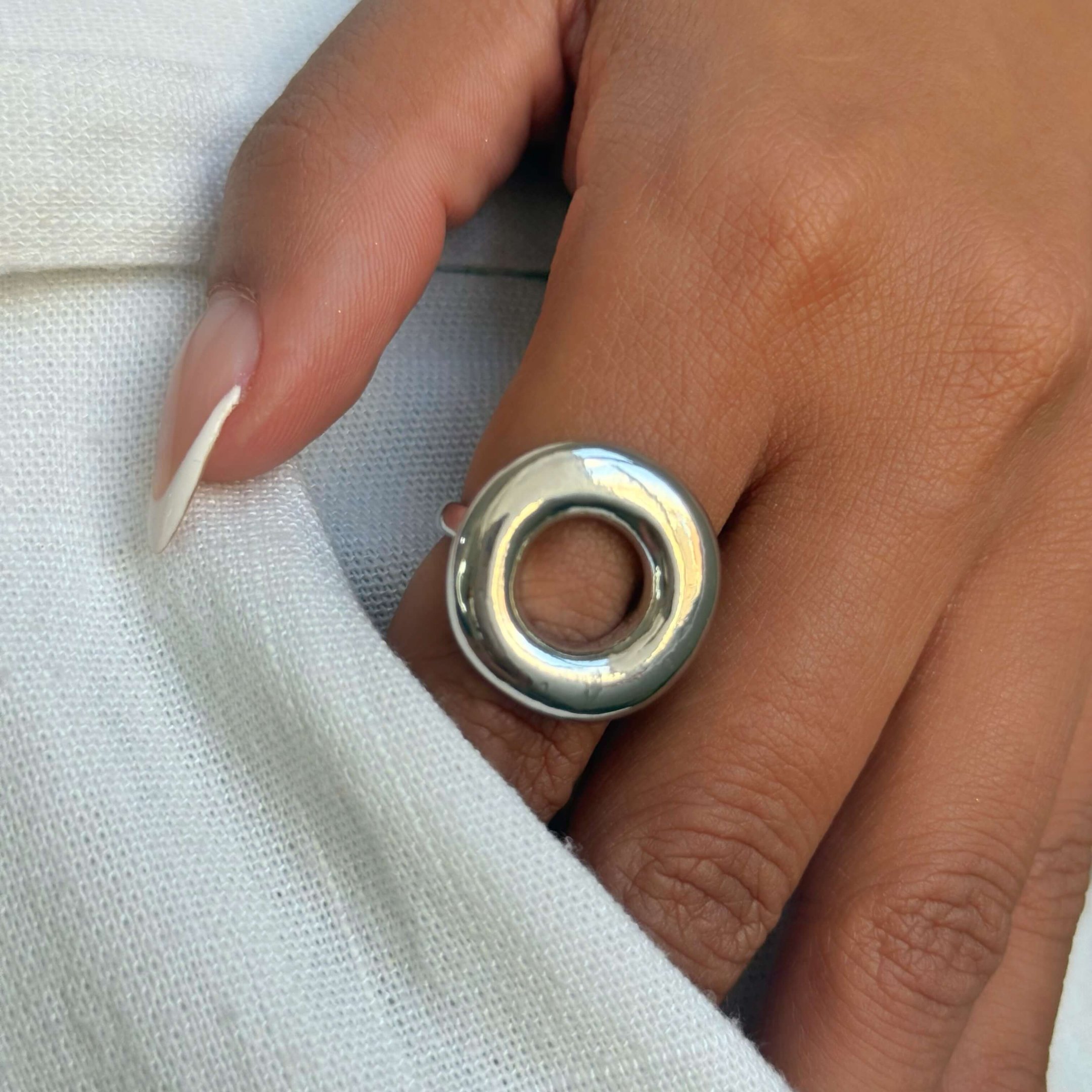 Anel Redondo Vazado Folheado