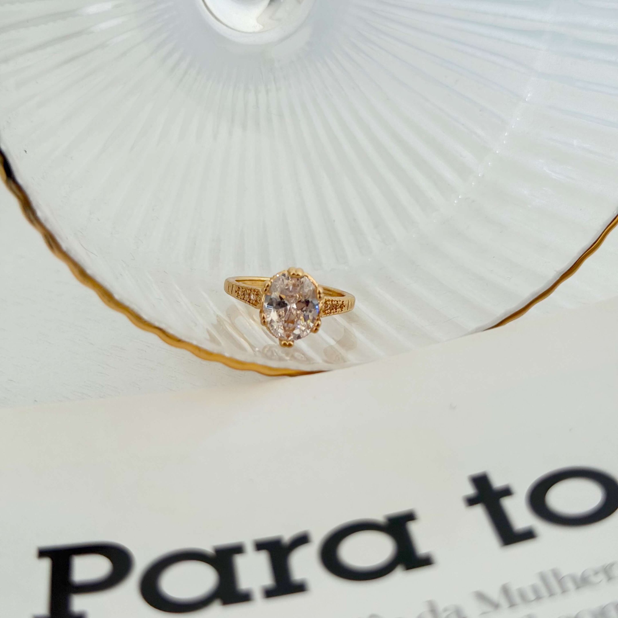 Anel Solitário Big Folheado