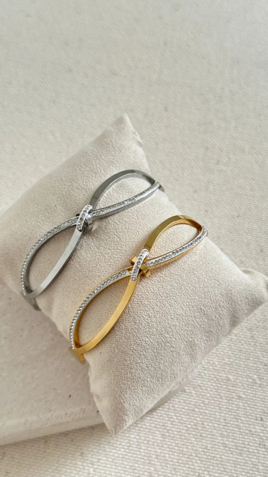 BRA156 Bracelete Nó com Pedras Aço Inox