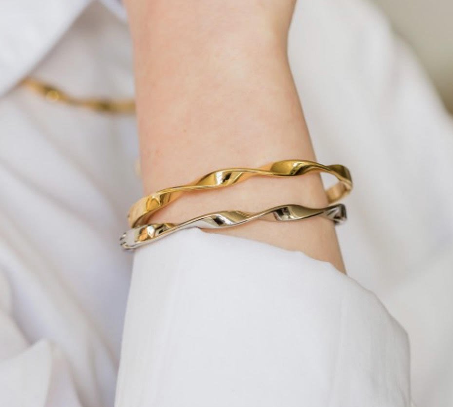 Bra23 Bracelete torcido Semi jóia