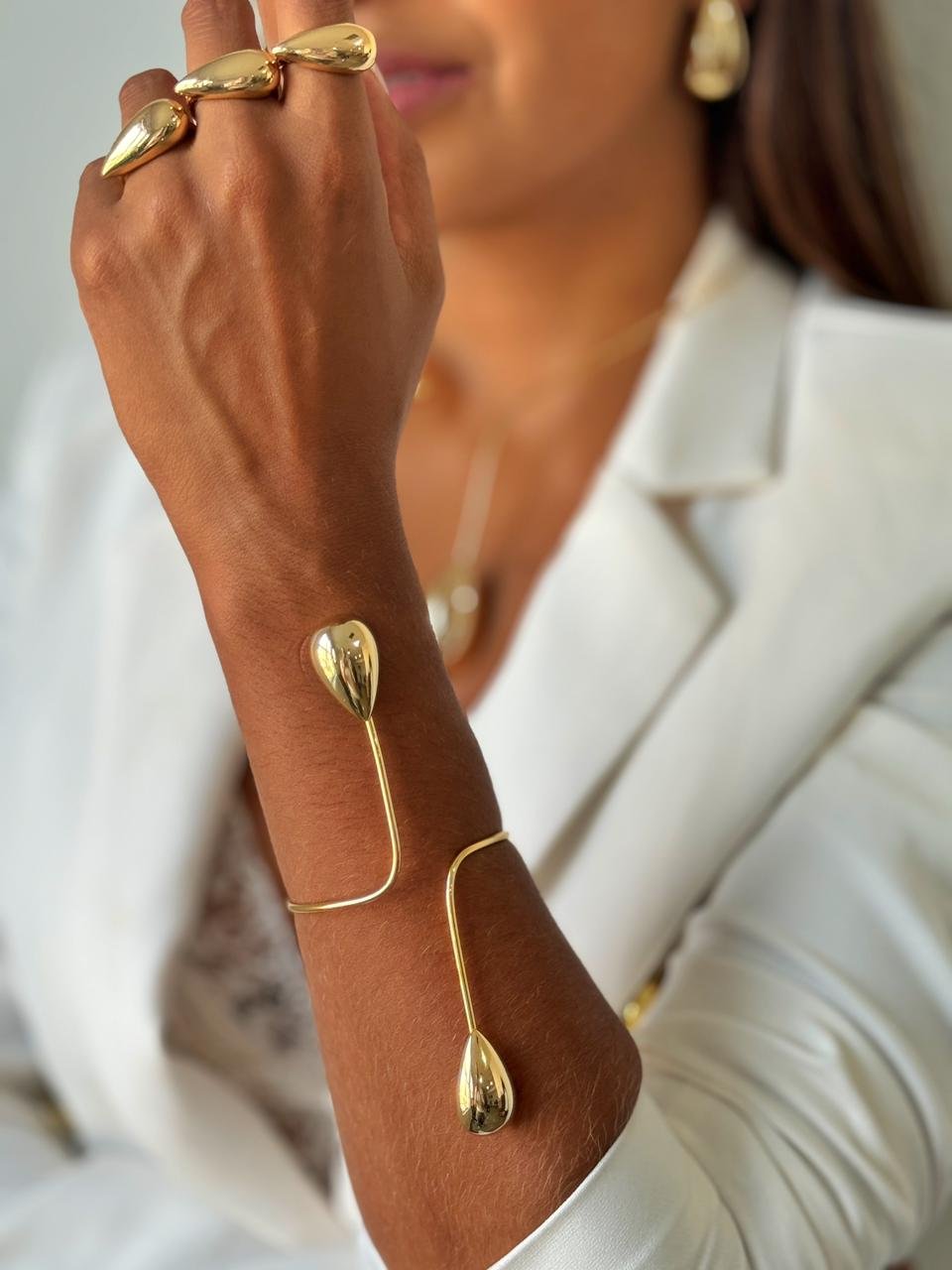 BRA36 Bracelete duas gotas Semi Jóia