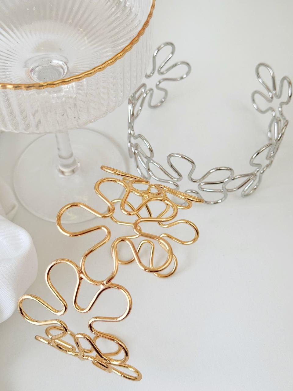 BRA58 Bracelete flor para o antebraço Folheado