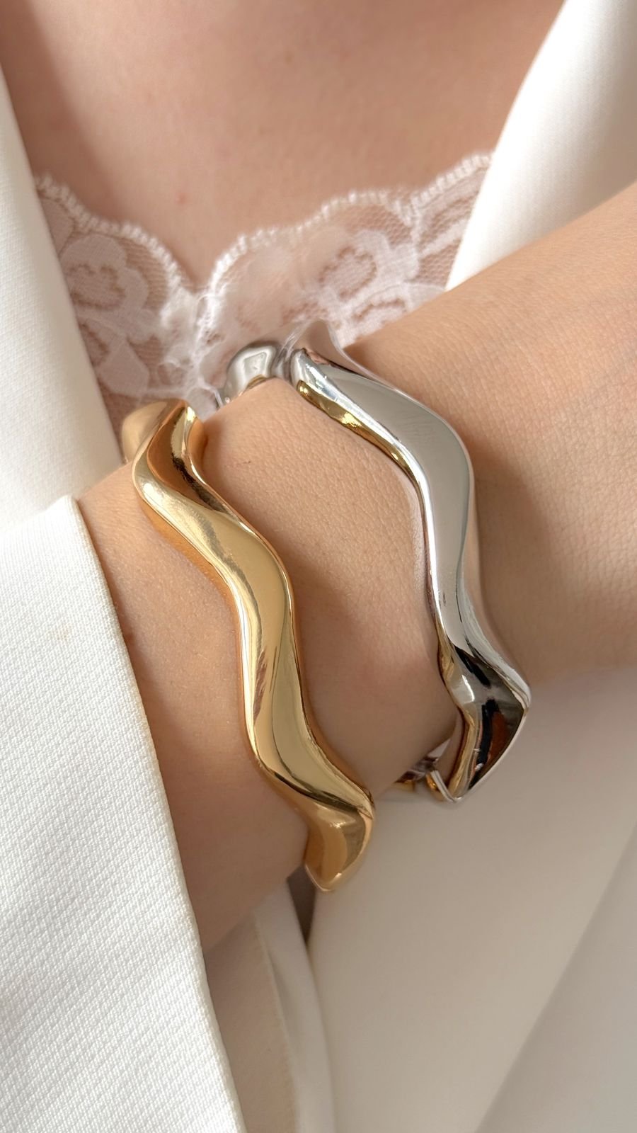 Bracelete Ondas Folheado