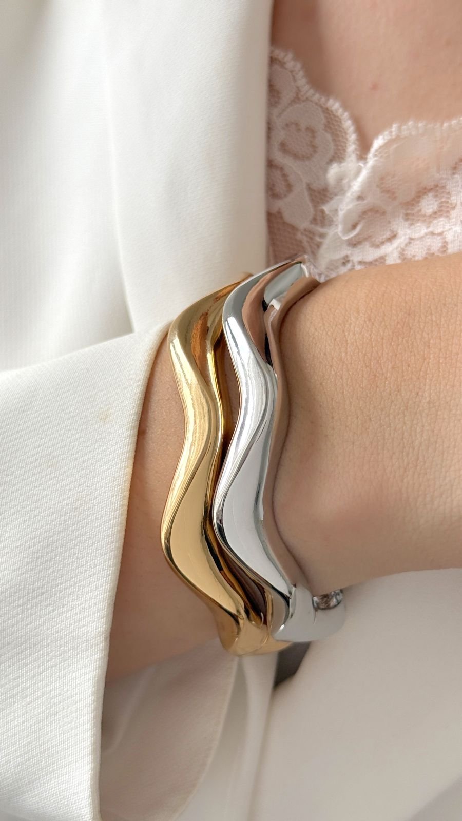 Bracelete Ondas Folheado