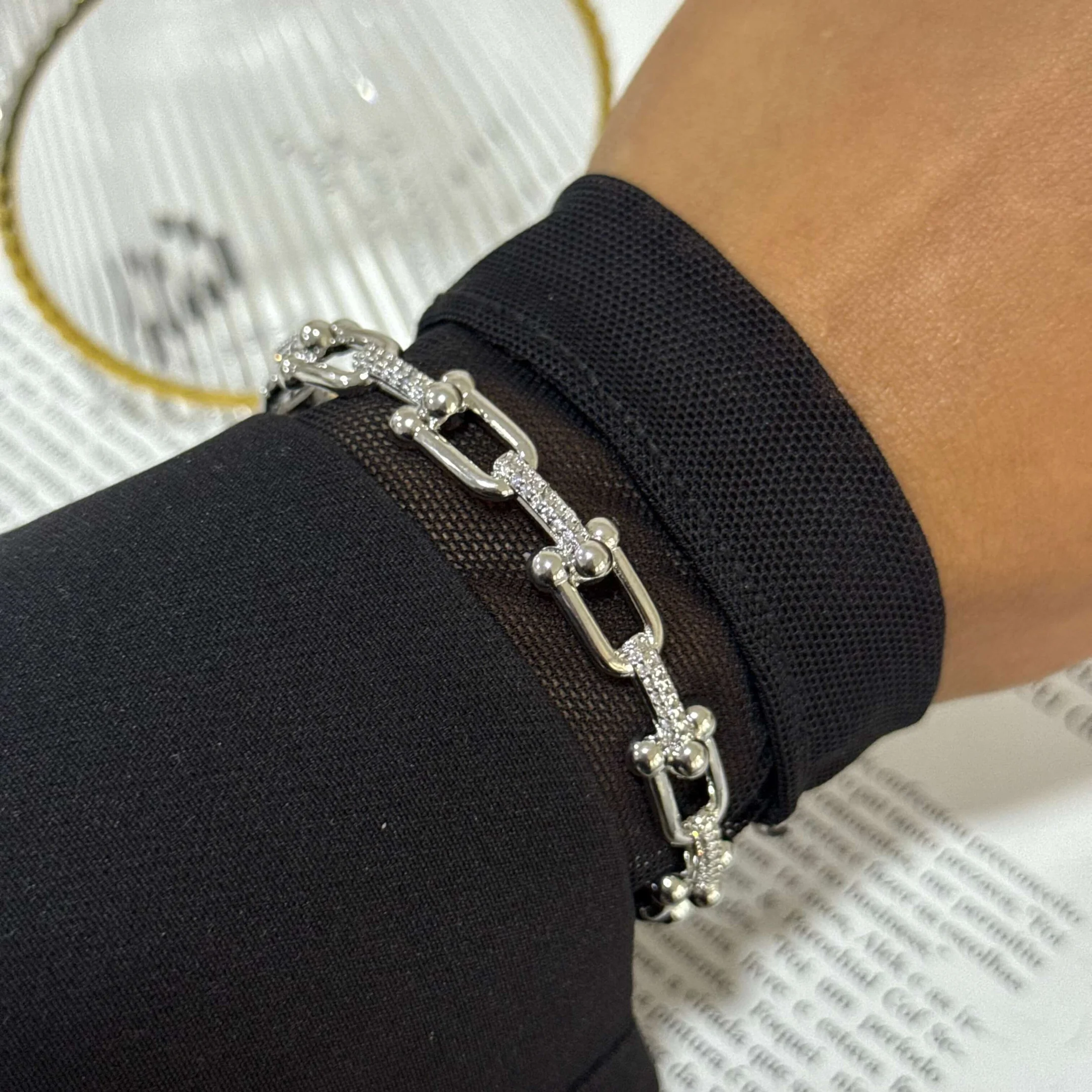 Bracelete Tiff Com Zircônias Cravejadas Semi Joia