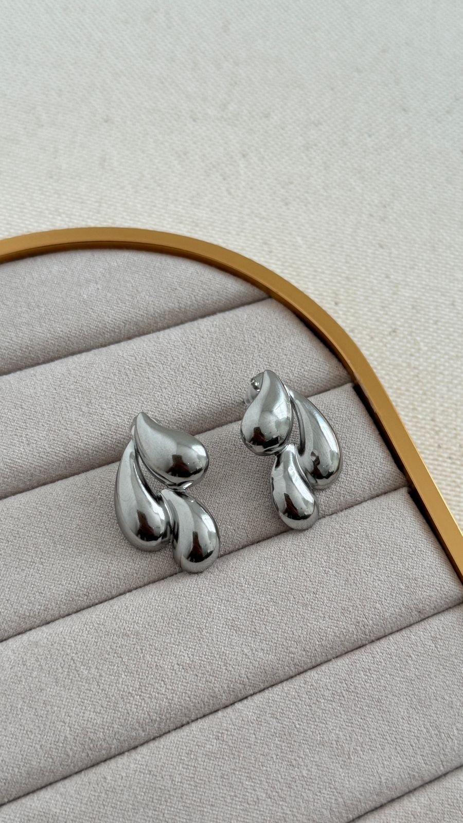 BRI323 Brinco 3 Gotas Aço Inox