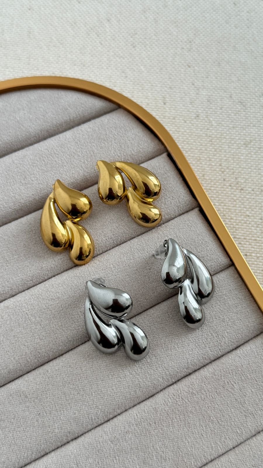 BRI323 Brinco 3 Gotas Aço Inox