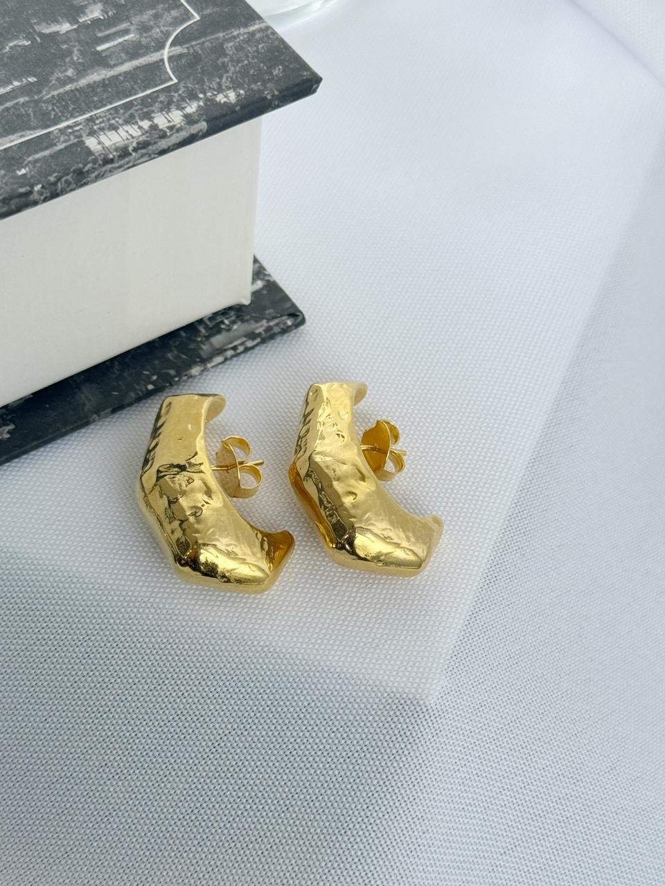 BRI34 Brinco Grazi Organic Semi jóia