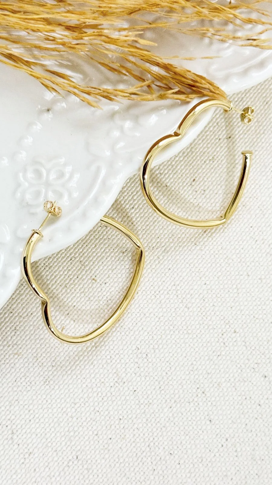 BRI608 Brinco Argola Coração Lisa Banhado á OURO em Semi Joia