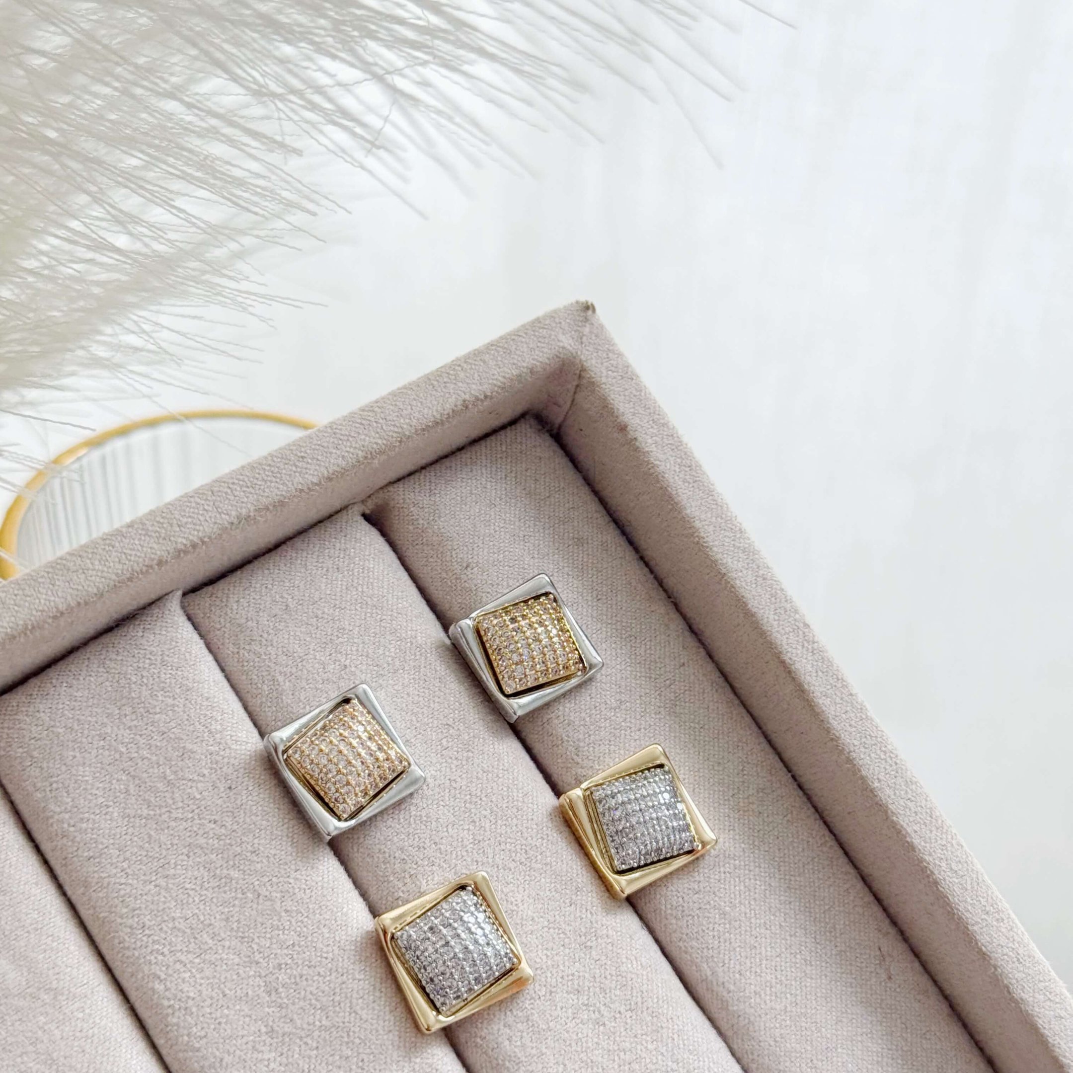 Brinco Quadrado Mix de Banho Folheado