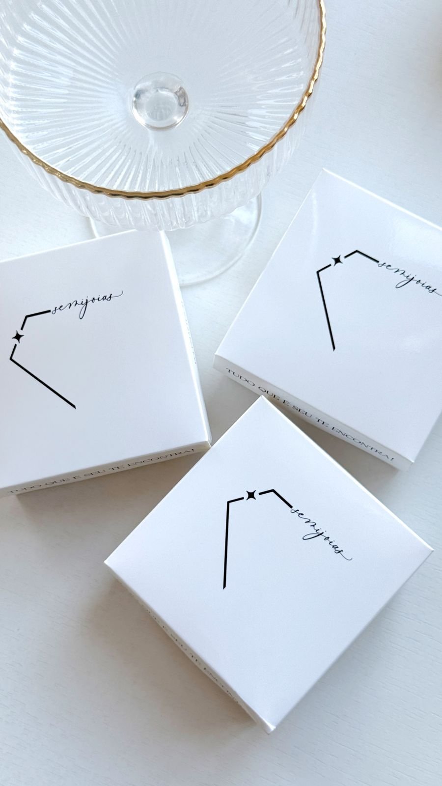 Caixa Branca JubijuFinas