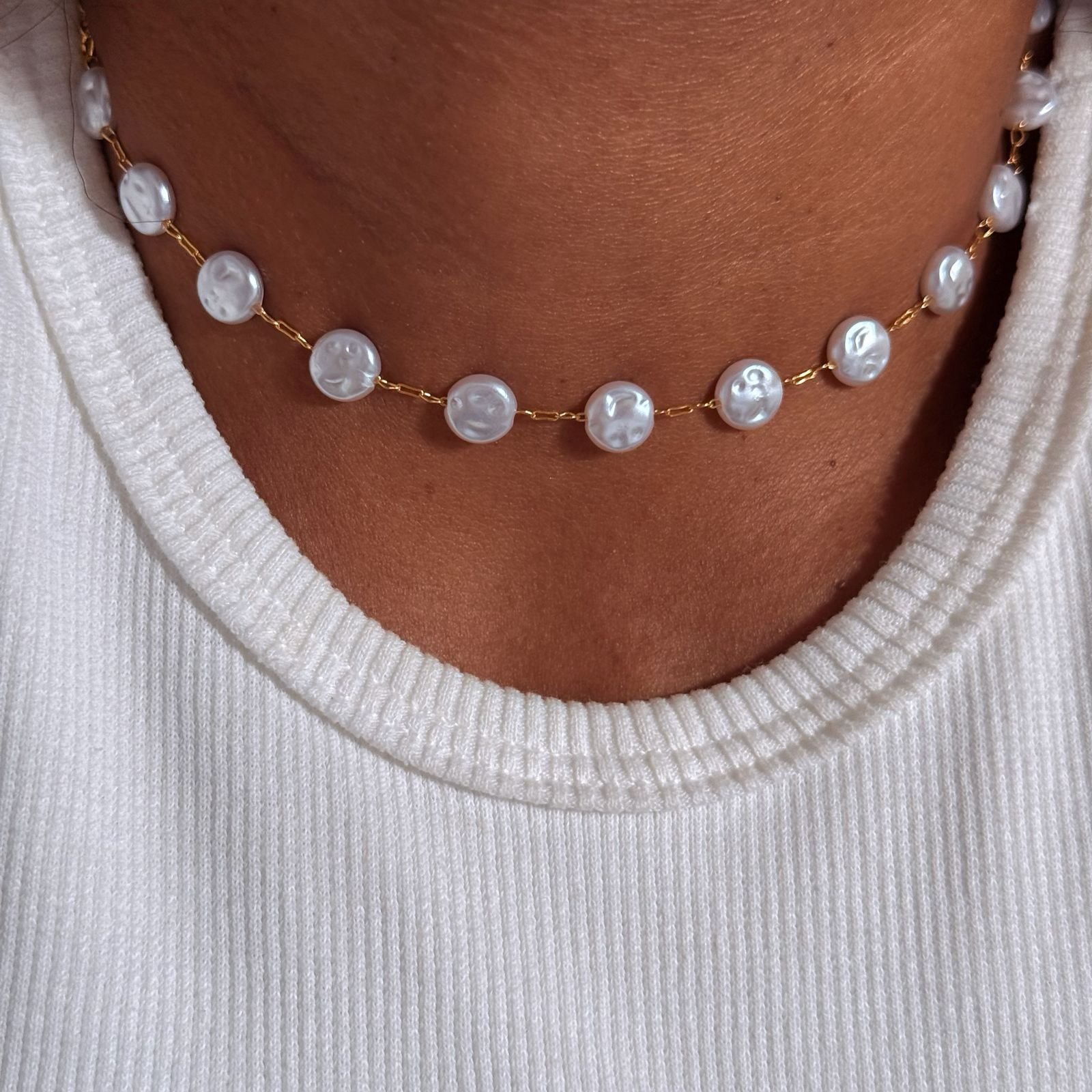 Colar choker pérola barroca semi joia