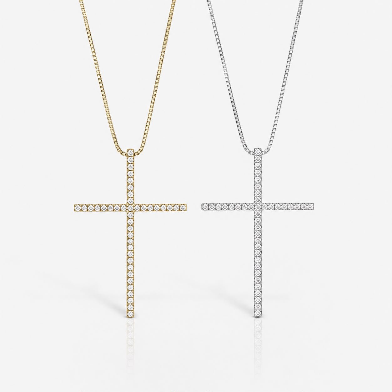 Colar Cruz com Zircônias Cravejadas Semi Joia