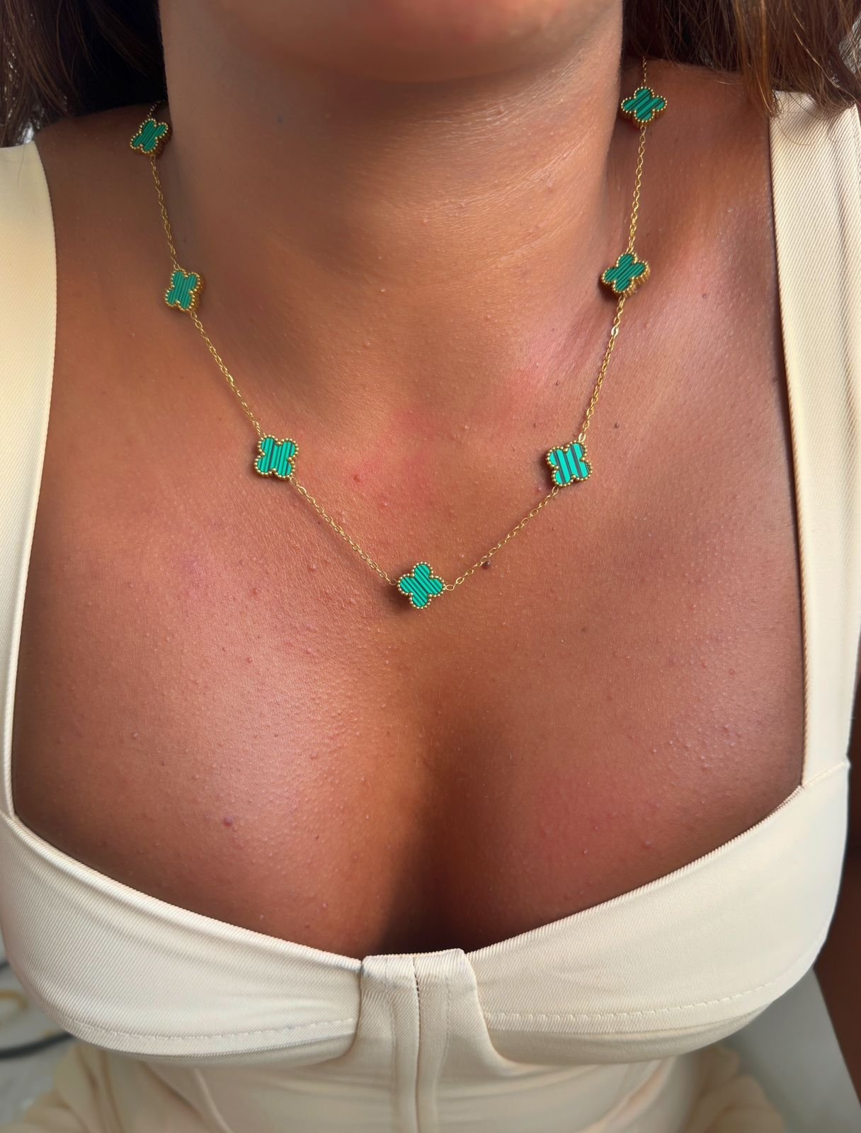COLR369 Colar Choker 7 Trevos Colr Aço Inox OURO