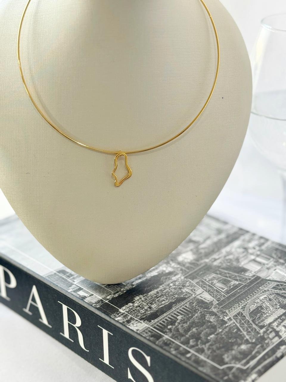 COLR76 Colar choker fio mini organic Semi jóia