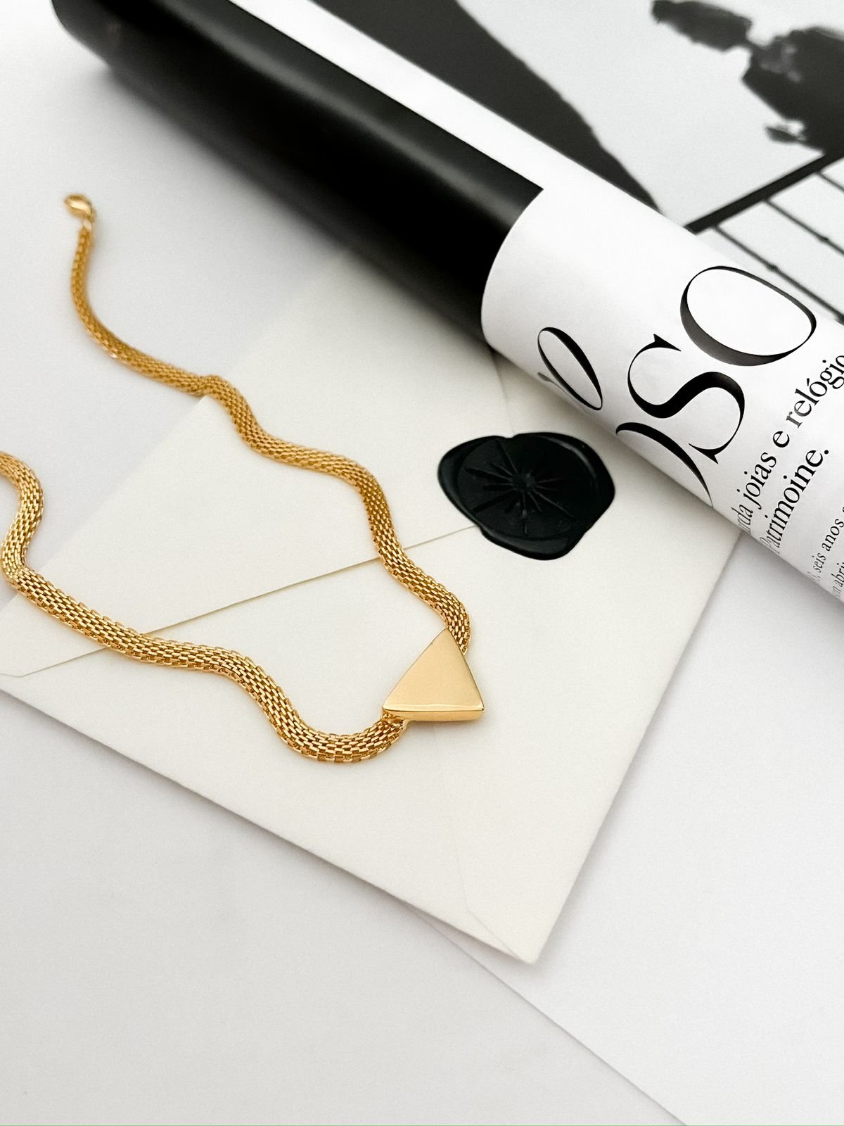 COLR85 Colar choker triângulo Semi jóia