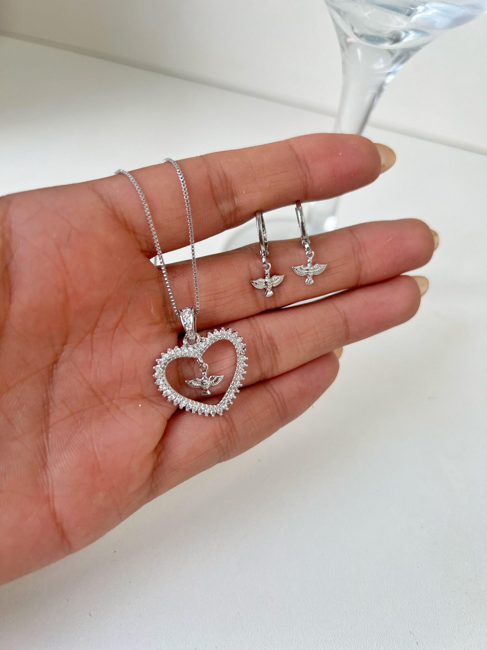 CONJ23 Conjunto divino com zircônia cravejadas folheado