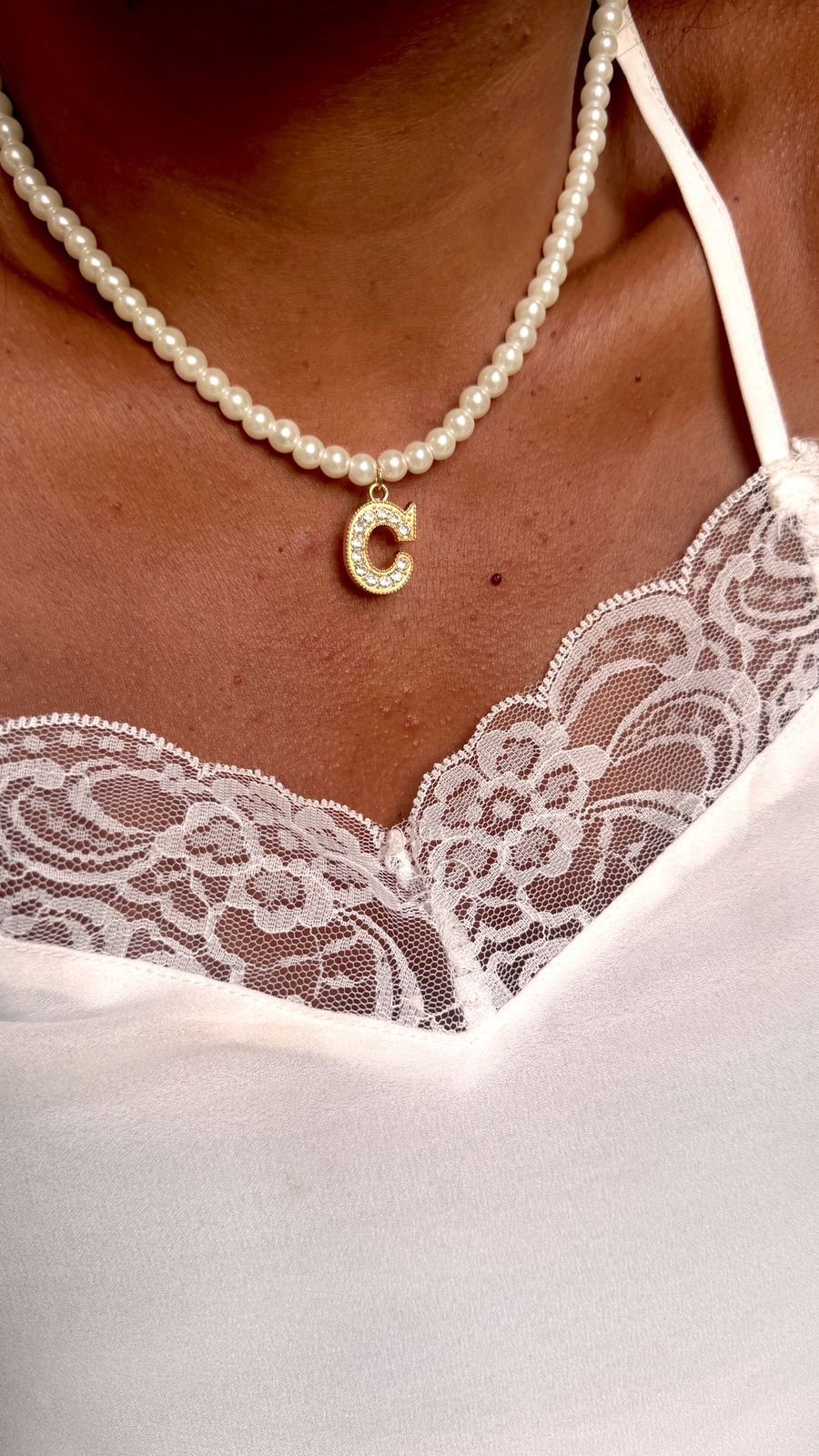 Conjunto Pérola Com Inicial Cravejada Folheado
