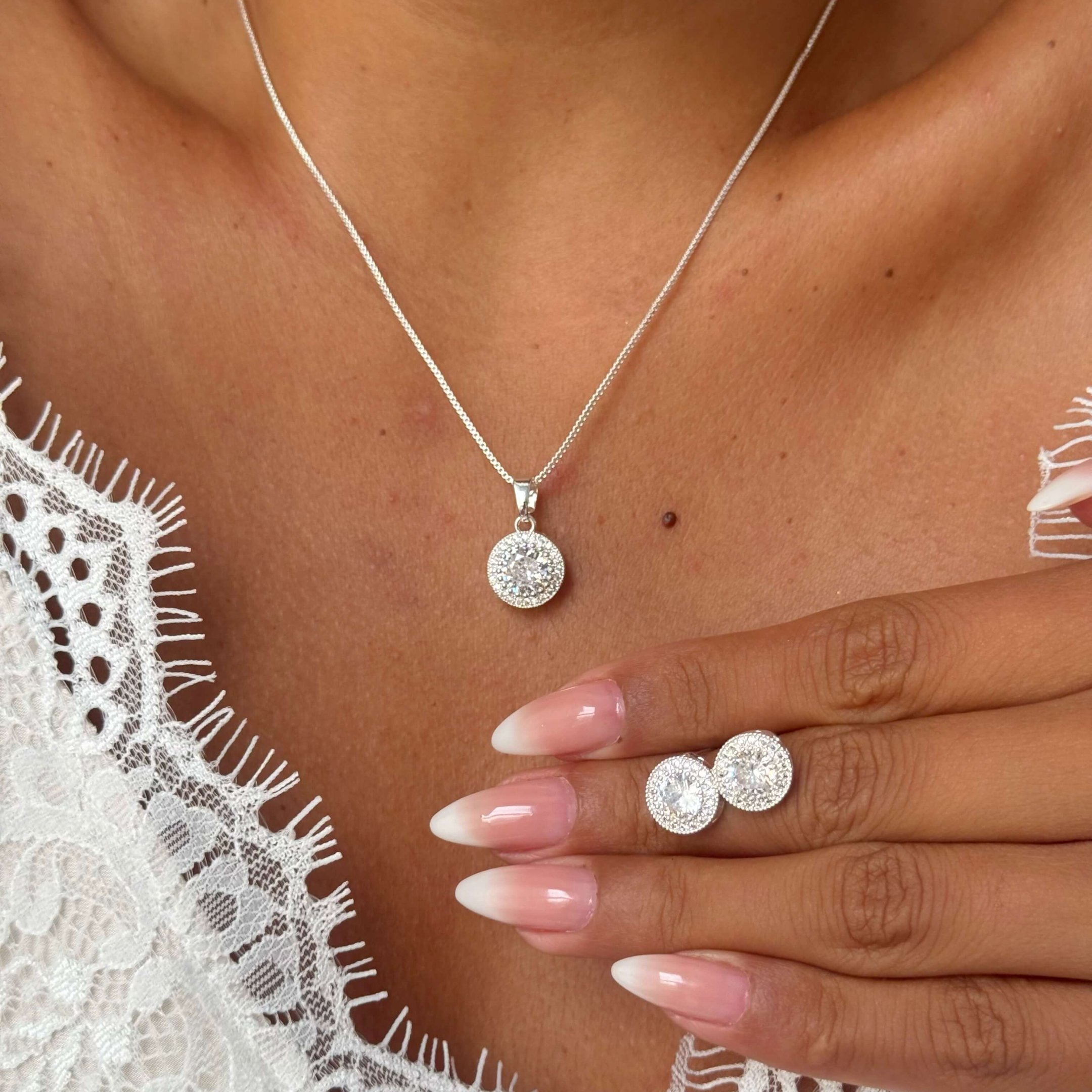 Conjunto Ponto de Luz Cravejado Classic Folheado