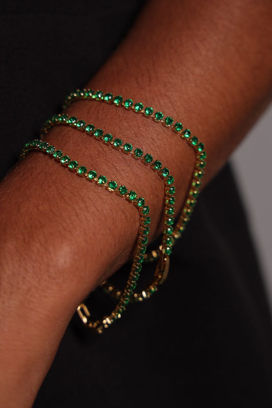 PUL17 Pulseira verde esmeralda fecho gaveta Semi jóia