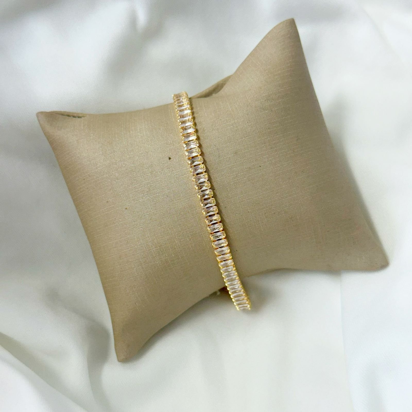 Pulseira riviera baguete semi joia