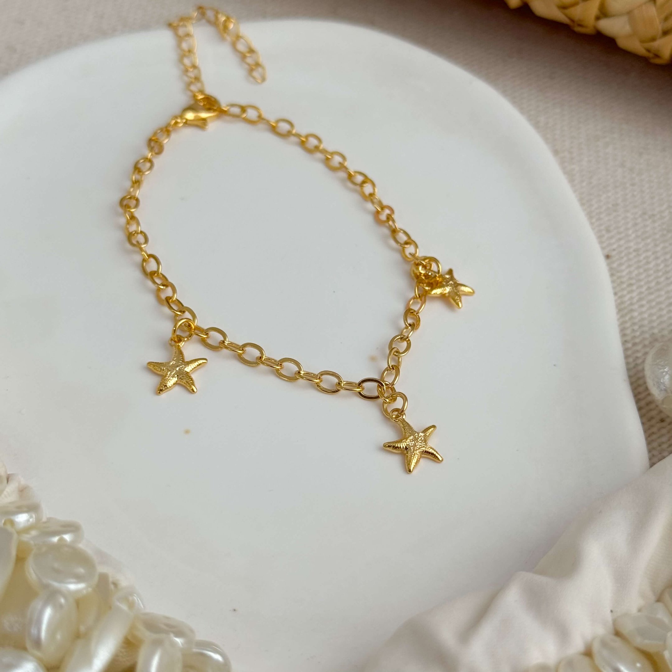 Pulseira Três Estrelas Folheada